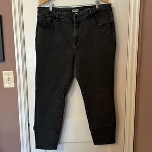 Warp + Weft faded black, stretchy skinny jeans “JFK” style. GUC